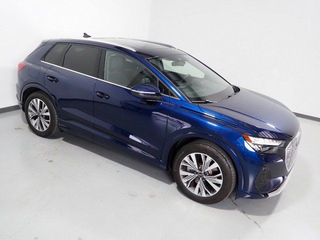 Used 2023 Audi Q4 e-tron Premium Plus w/ Premium Plus RWD image 12