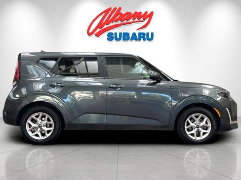 Used 2023 Kia Soul LX w/ Option Group 015 image 3