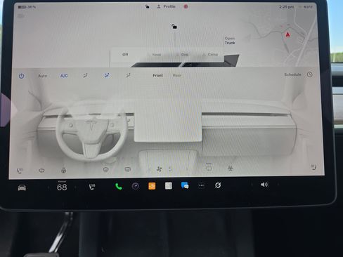 Used 2025 Tesla Model Y Long Range image 23