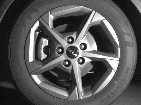 Used 2025 Kia K4 LXS image 12