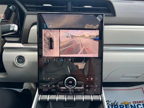 New 2027 GMC Terrain Denali w/ LPO, Floor Liner Package AWD/4WD image 18