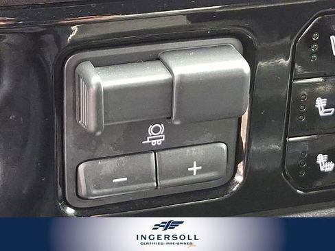 Used 2025 Chevrolet Silverado 2500 LTZ w/ LTZ Premium Package image 29