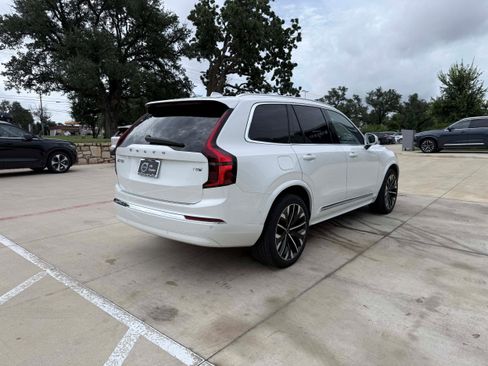 Certified 2025 Volvo XC90 T8 Plus w/ Protection Package Premier AWD/4WD image 6