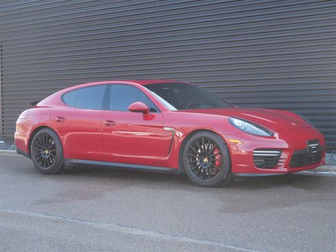 Certified 2016 Porsche Panamera GTS image 28