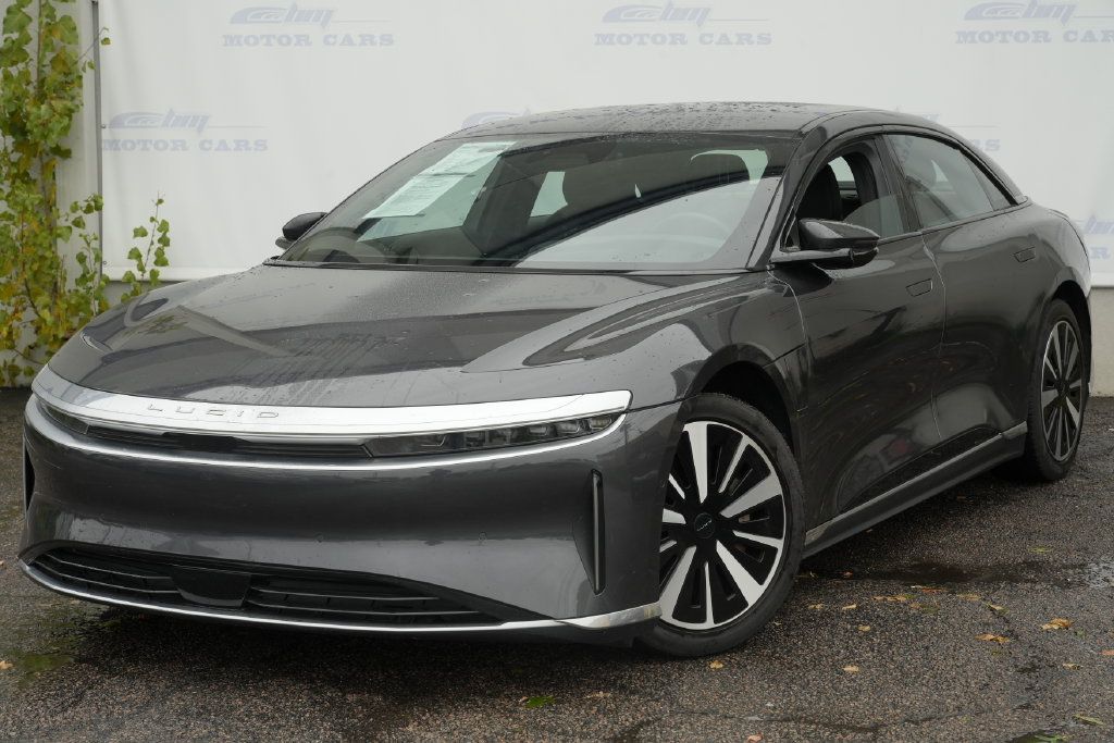 Used 2023 Lucid Air Pure AWD/4WD image 2