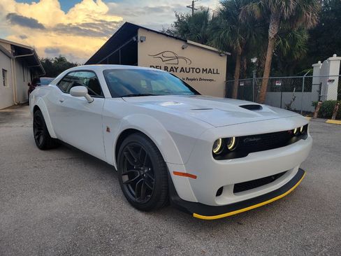 Used 2023 Dodge Challenger R/T Scat Pack image 3