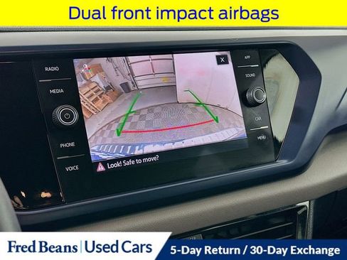 Used 2023 Volkswagen Taos SE image 16