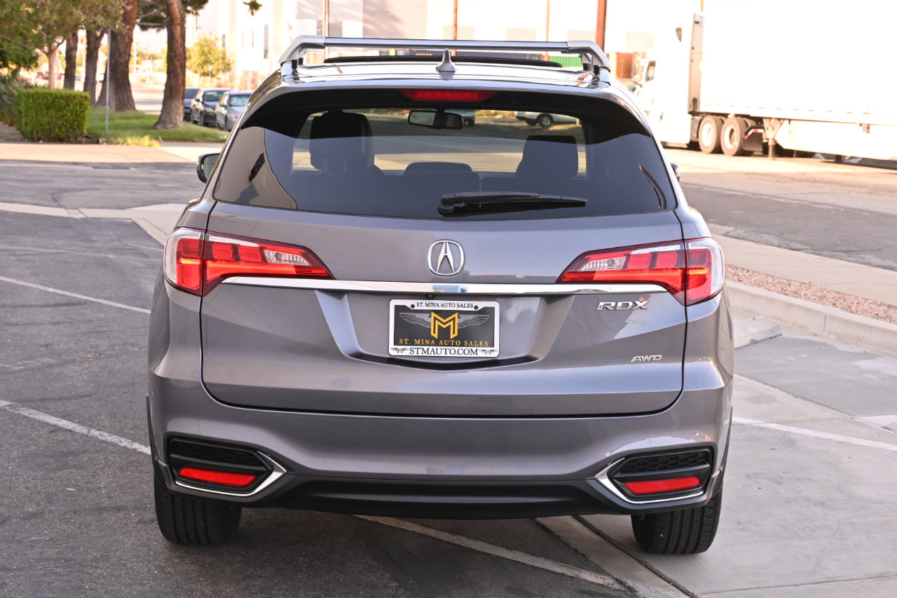 Used 2018 Acura RDX w/ Tech & AcuraWatch Plus Pack AWD/4WD image 5