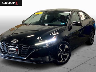 Used 2023 Hyundai Elantra SEL w/ Convenience Package
