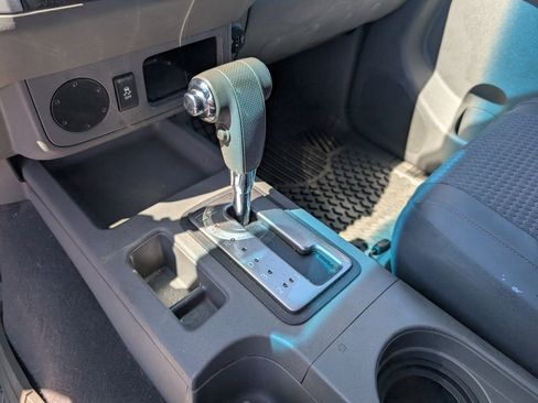 Used 2019 Nissan Frontier SV image 17