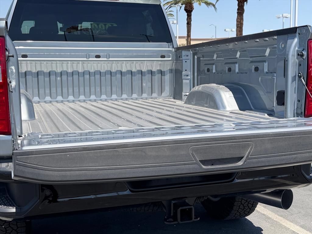 New 2026 Chevrolet Silverado 2500 Custom w/ Custom Value Package AWD/4WD image 8