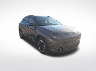 Used 2025 Hyundai Kona Limited video 1