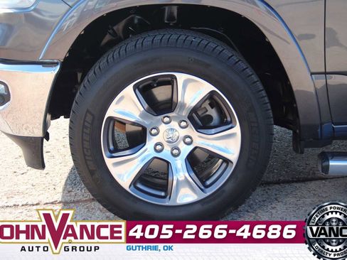 Used 2019 RAM 1500 Laramie image 15