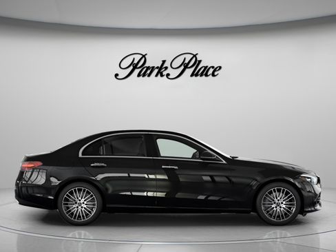 Used 2025 Mercedes-Benz C 300 Sedan image 27