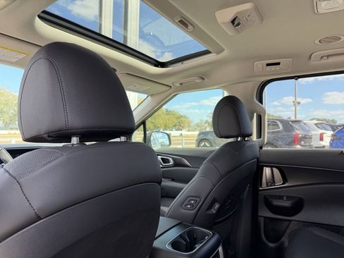 New 2026 Kia Carnival SX Prestige FWD image 15