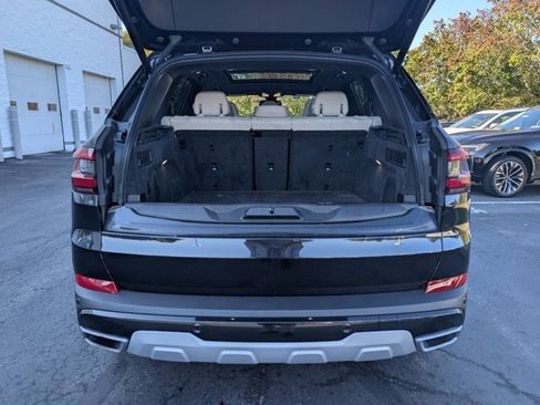 Used 2022 BMW X5 xDrive45e w/ Executive Package image 5