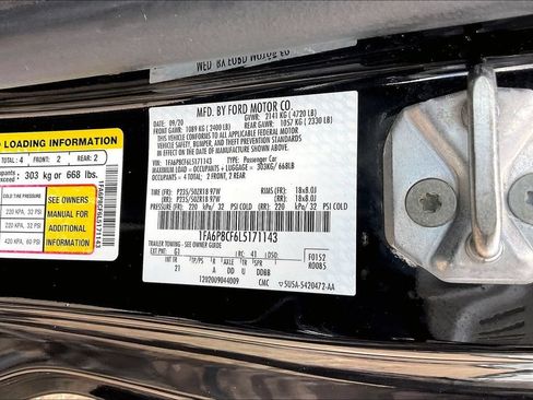 Used 2020 Ford Mustang GT RWD image 26