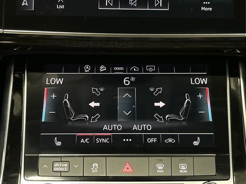 Used 2023 Audi Q7 3.0T Premium w/ Convenience Package image 22