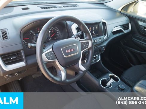 Used 2024 GMC Terrain SLE image 14