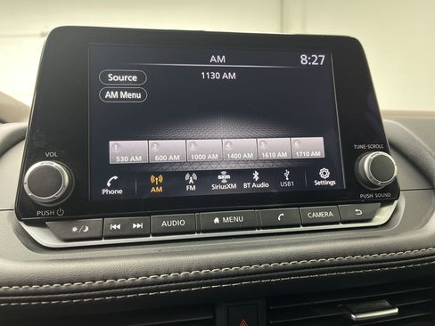 Used 2023 Nissan Rogue S image 16