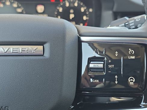 New 2025 Land Rover Discovery Sport S image 18