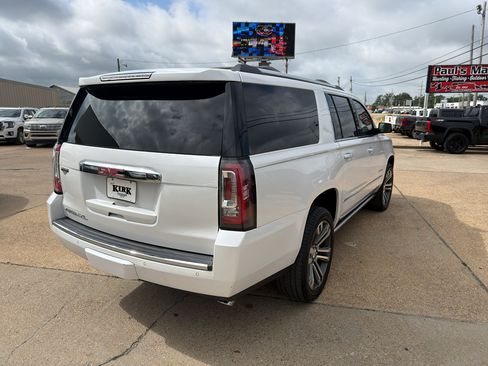 Used 2019 GMC Yukon XL Denali w/ Denali Ultimate Package RWD image 5