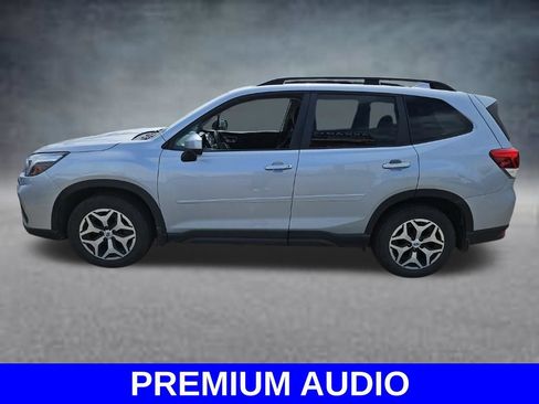 Used 2021 Subaru Forester Premium AWD/4WD image 7