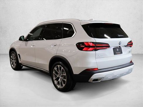 New 2026 BMW X5 xDrive40i AWD/4WD image 7