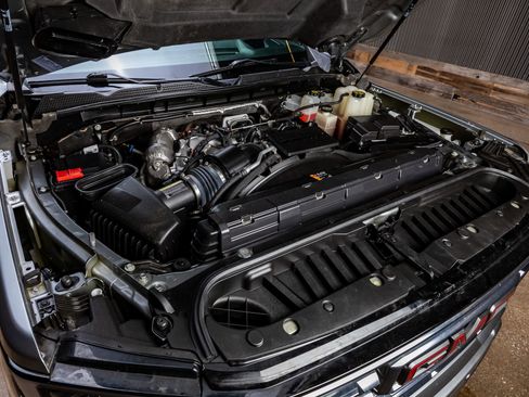 Used 2024 GMC Sierra 2500 AT4 w/ AT4 Premium Plus Package image 38