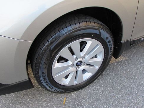 Used 2019 Subaru Outback 2.5i Premium w/ Popular Package #2 image 10