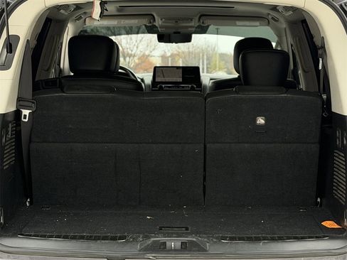 Used 2022 INFINITI QX80 Luxe image 30