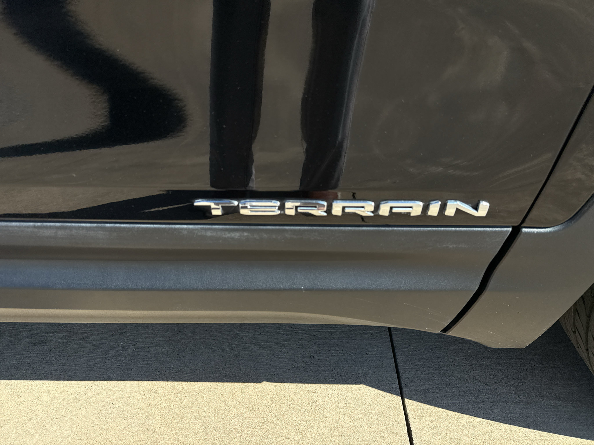 Used 2022 GMC Terrain SLT FWD image 9