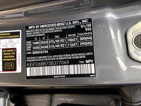 Used 2025 Mercedes-Benz GLE 53 AMG AMG GLE 53 image 33