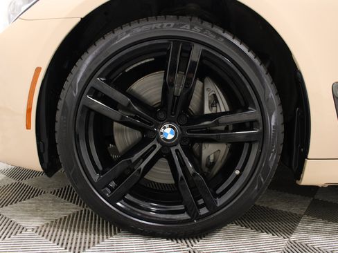 Used 2019 BMW 750i xDrive w/ M Sport Package AWD/4WD image 38