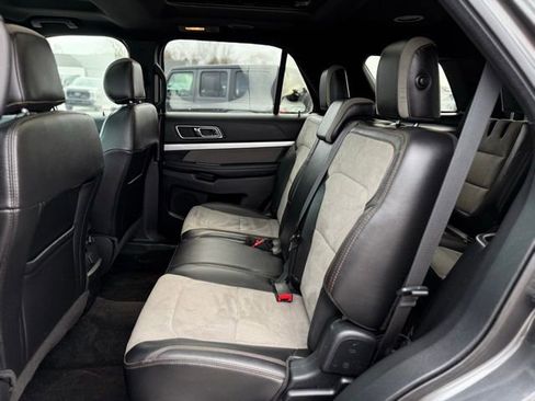 Certified 2017 Ford Explorer XLT w/ Equipment Group 202A image 13