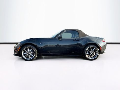 Used 2022 MAZDA MX-5 Miata Grand Touring w/ Weather Package image 5