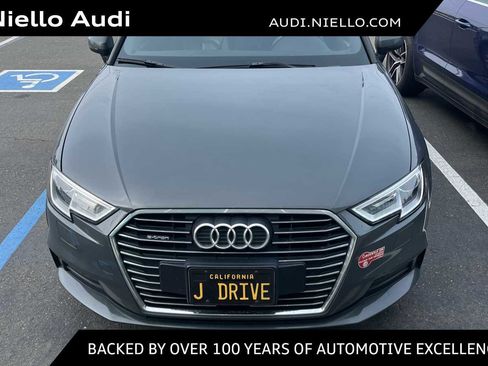 Used 2017 Audi A3 e-tron Premium image 1