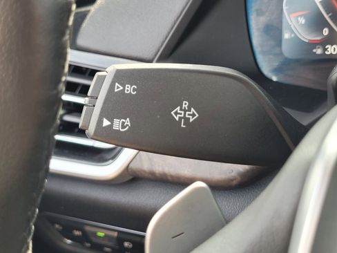 Used 2021 BMW X5 xDrive40i w/ Premium Package image 31