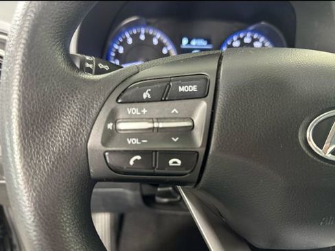 Used 2018 Hyundai Kona SE image 30