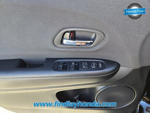 Certified 2019 Honda HR-V LX image 24