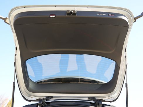 New 2026 Mercedes-Benz GLC 300 4MATIC image 17