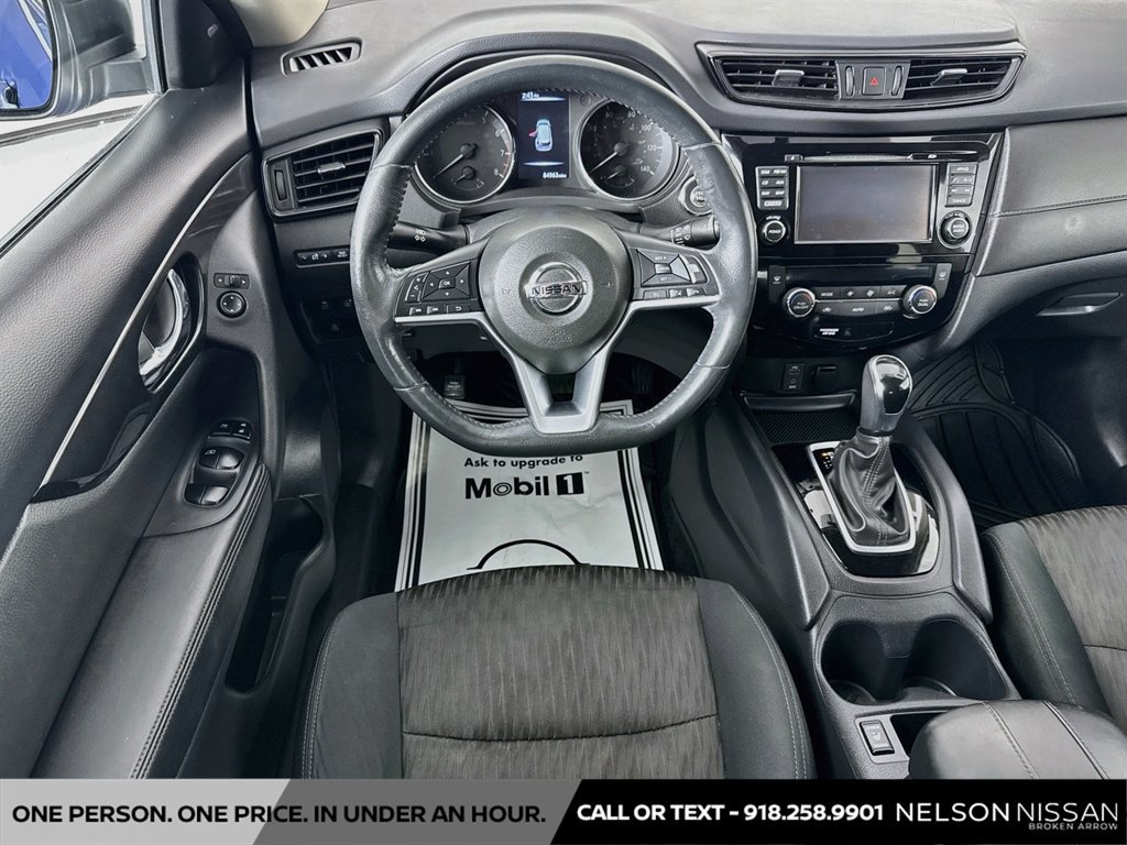 Certified 2017 Nissan Rogue SV w/ SV Premium Package FWD image 22