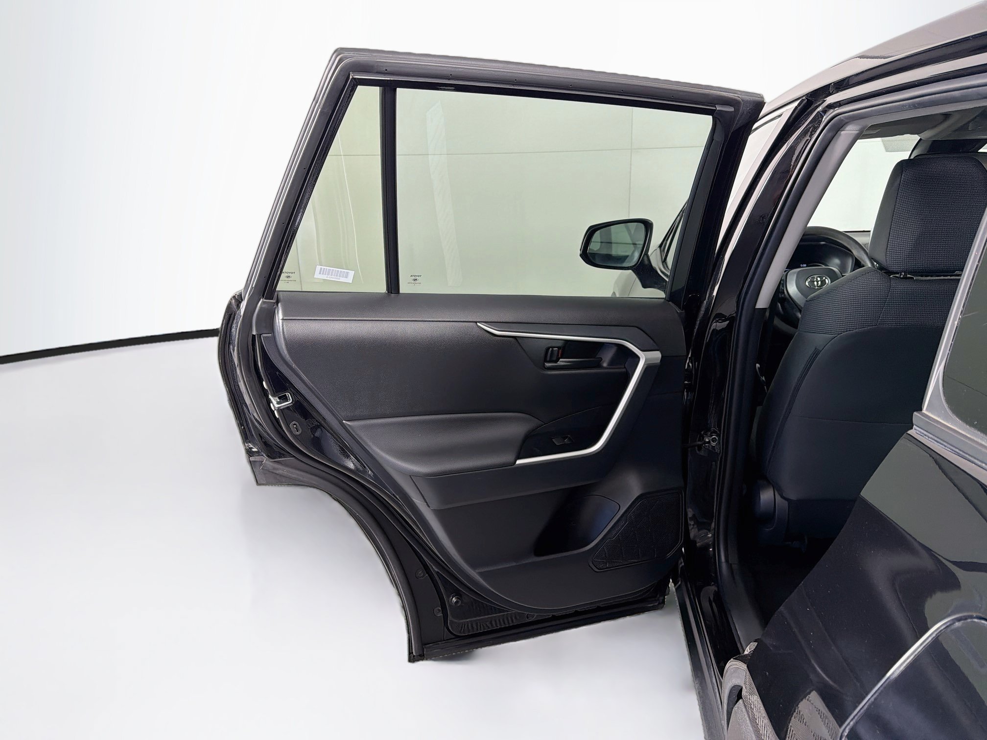 Used 2025 Toyota RAV4 LE FWD image 25