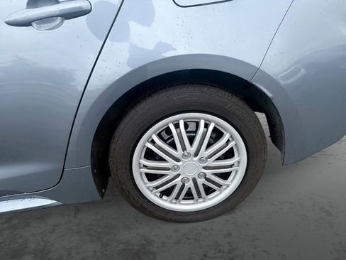 Used 2022 Toyota Corolla LE FWD image 25