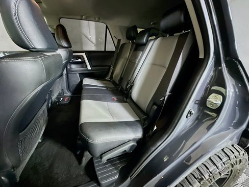 Used 2024 Toyota 4Runner SR5 Premium w/ Moonroof Package AWD/4WD image 26