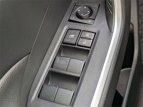 Used 2025 Toyota RAV4 LE image 27