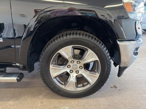 Used 2020 RAM 1500 Laramie image 31