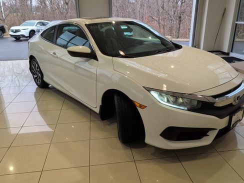 Used 2017 Honda Civic LX-P image 7