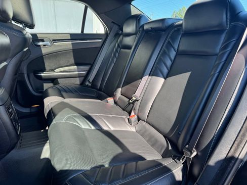 Used 2023 Chrysler 300 C RWD image 15