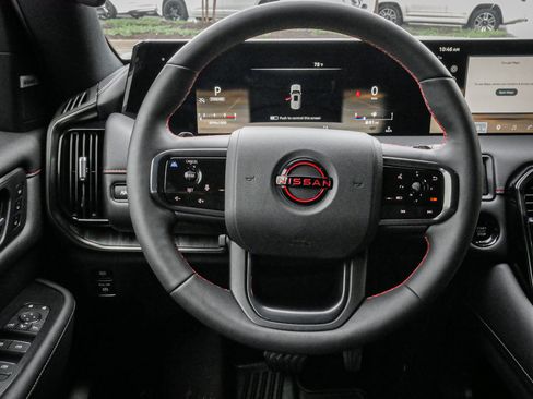 Used 2025 Nissan Armada PRO-4X AWD/4WD image 18